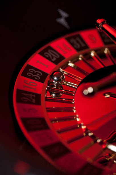 Aviator game interface showing multiplier climb and cash-out button on mobile phone screen
